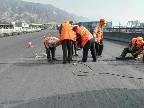 曲沃道路桥梁病害治理